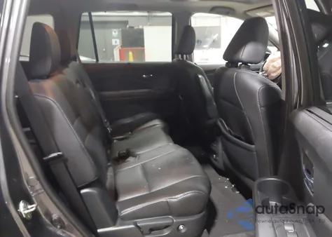 2019 Honda Pilot Touring z USA, uszkodzony, nr VIN 5FNYF6H9XKB053624